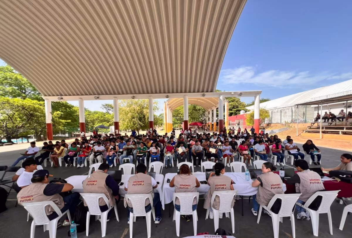 Más de 350 jóvenes construyendo reciben atención y seguimiento en Villahermosa