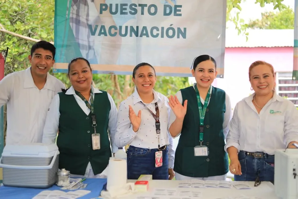 Gobierno del Pueblo lleva bienestar a Jalapa con servicios gratuitos y acciones para prevenir encharcamientos ante la próxima temporada de lluvias