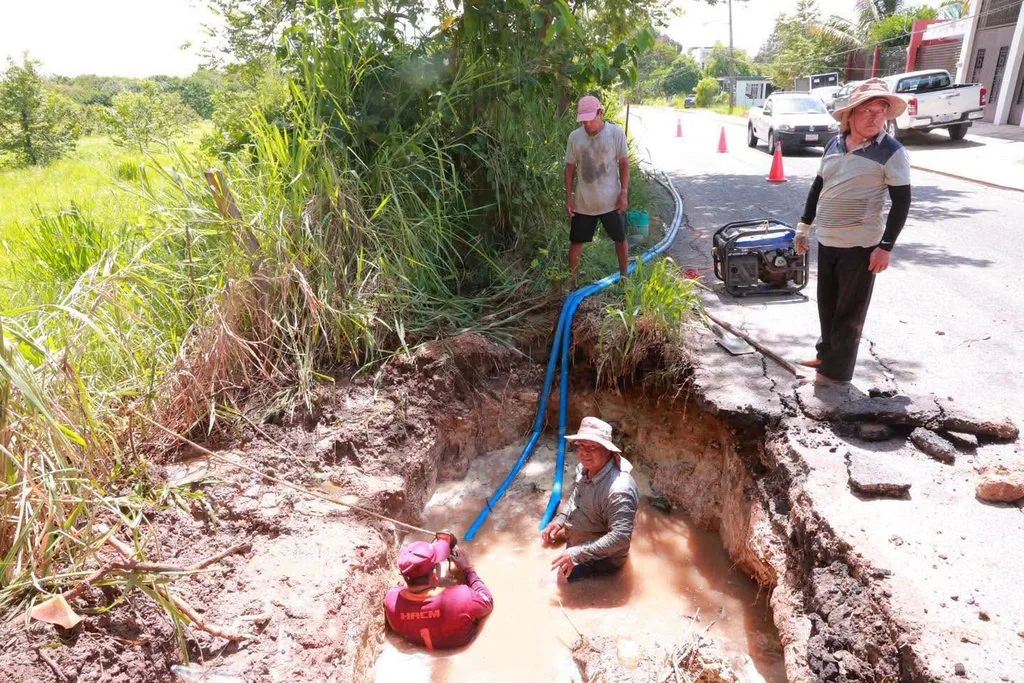 SAS realiza reparación emergente en Villa Parrilla; podría haber afectaciones en el suministro de agua