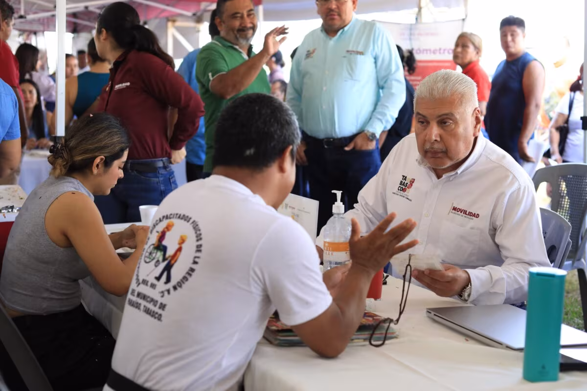 Restablecen aire acondicionado en Galerías Tabasco 2000 tras derrumbe